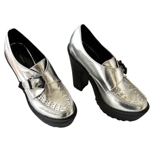 Forever 21 Academia Faux Leather Platform Loafers Silver Size 8 - Picture 1 of 9